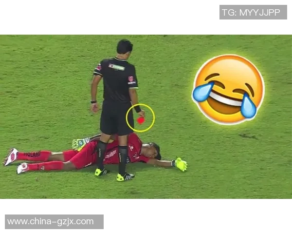 足球场上的搞笑假摔瞬间那些明星球员的幽默演技大揭秘