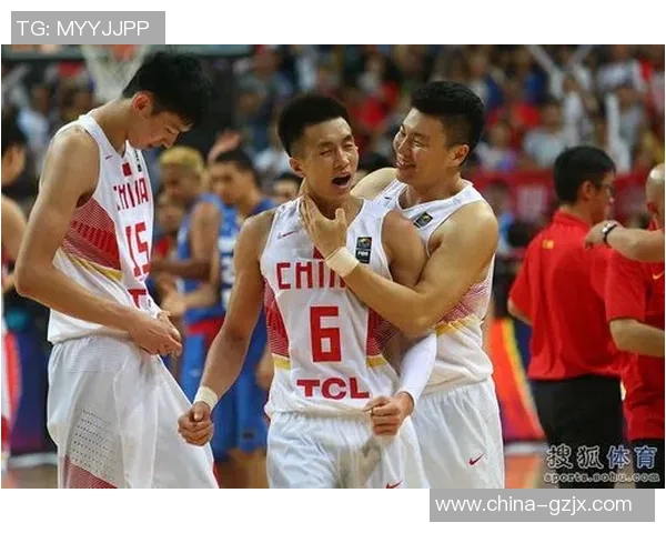 中华台北白队迎战伊朗队争夺亚洲篮球赛重要胜利的精彩对决